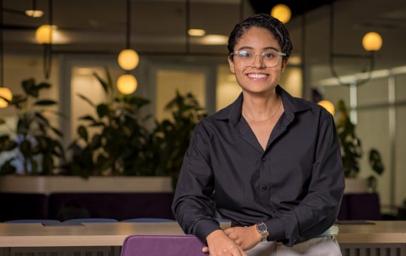 Foto de perfil de uma jovem trainee