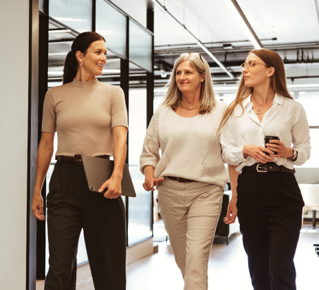 Mulheres empresarias em uma empresada de sucesso