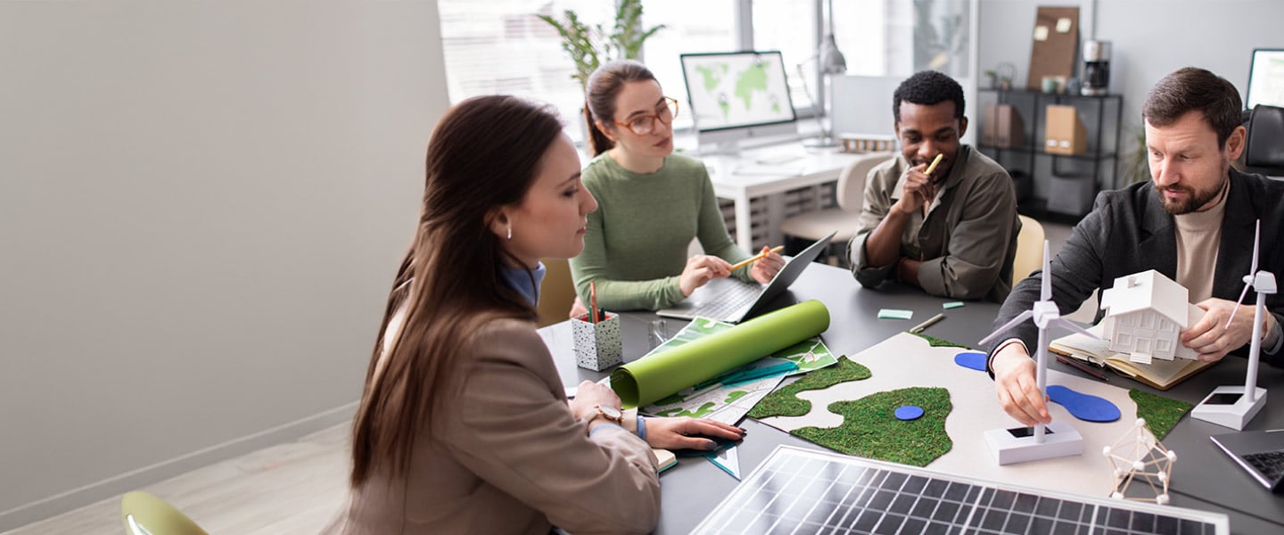 pessoas discutindo sobre esg