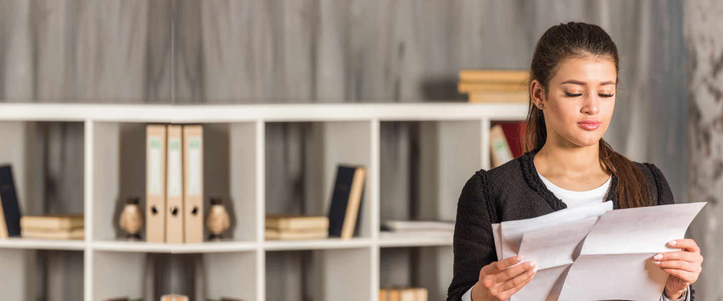 Morena, executiva, leitura, em, dela, escritório