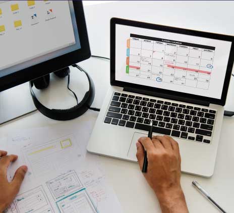 computador com calendário 