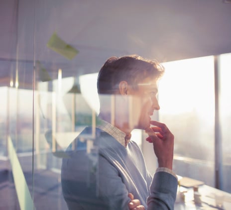 Valor Econômico | 84% dos CFOs devem ampliar investimentos em IA